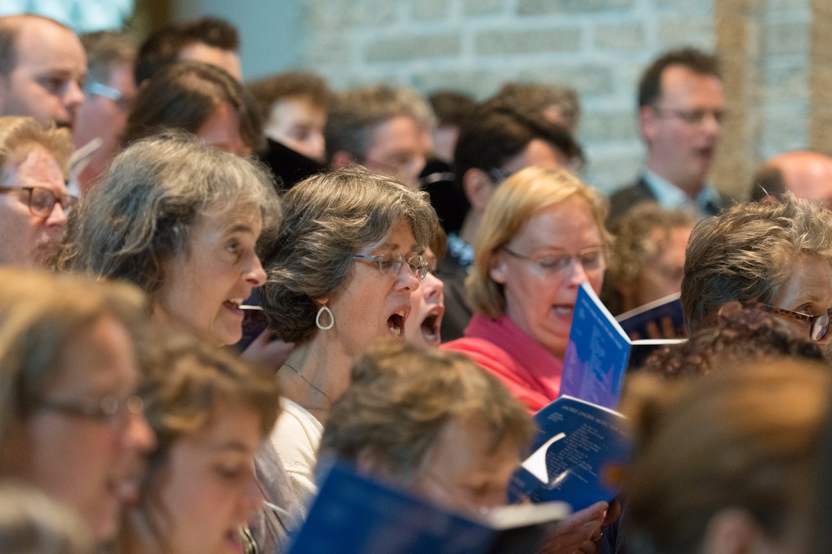 KCursus's tweet photo. Geef jezelf het allerbeste kerstcadeau: deelname aan de KTC'18 met vroegboekkorting! (geldig tot 1 februari) #ktc #summercourse #dirigent #music https://t.co/uX7eWIBzzK