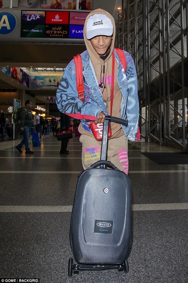 SPOTTED: Jaden Smith In MSFSTRep T-Shirt And Supreme x Louis Vuitton Bag –  PAUSE Online