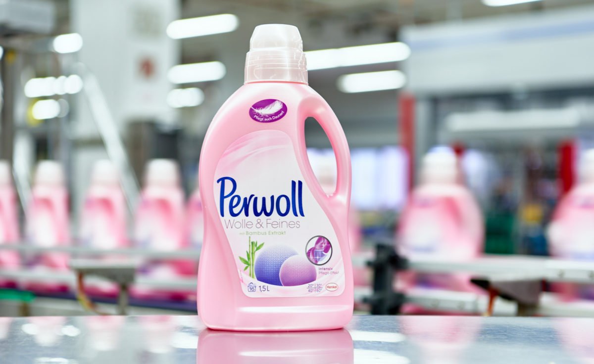 industry4sust's tweet photo. 60,000 bottles of laundry detergent produced with 15% recycled HDPE. Full #circulareconomy story on https://t.co/QaVsu3SQBF https://t.co/jOge6R5UoZ