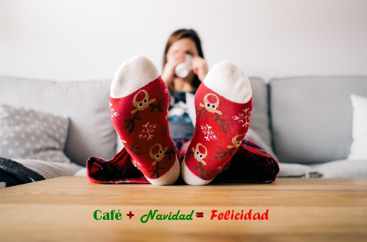 ¡¡¡FELIZ #NAVIDAD !!!
¡Cafetería Ramón os desea mucha felicidad para terminar el año y mucho café para comenzarlo!

#FelicesFiestas #FelizNavidad #FelizNocheVieja #FelizAñoNuevo #CafeteriaRamon #invierno2017
