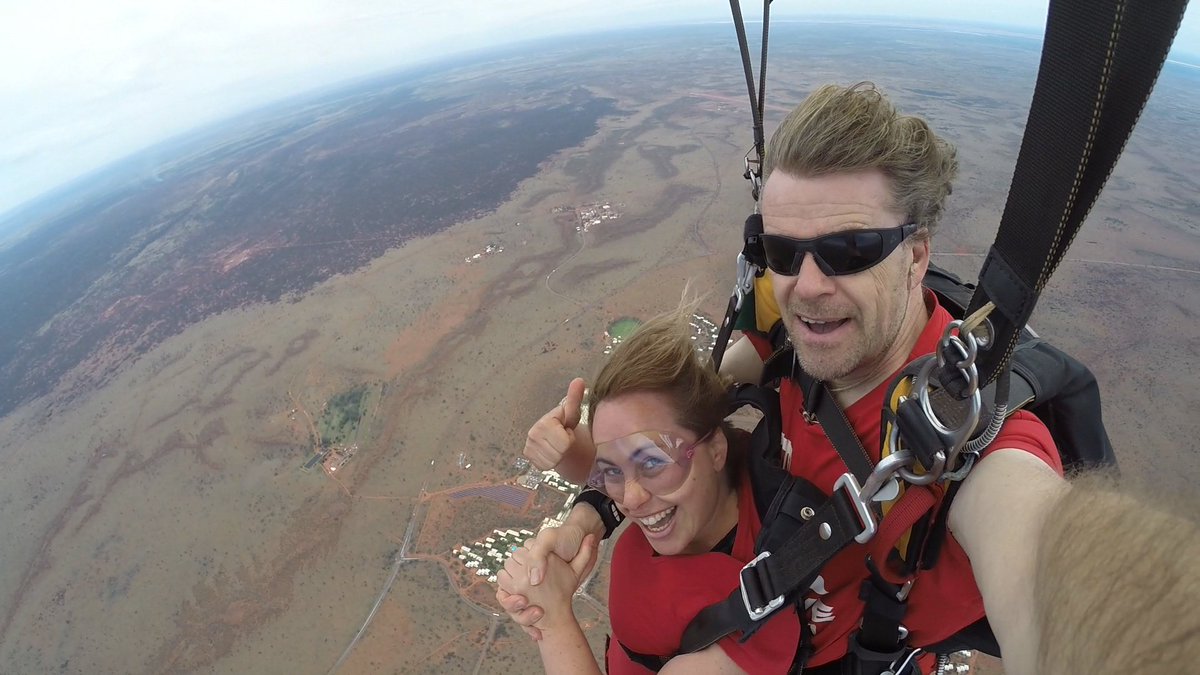 A smile on your face, thumbs up, sparkles in the eyes... Have you been skydiving?? <a href="/SkydiveUluru/">Skydive Uluru</a> #redcentreNT #NTaustralia