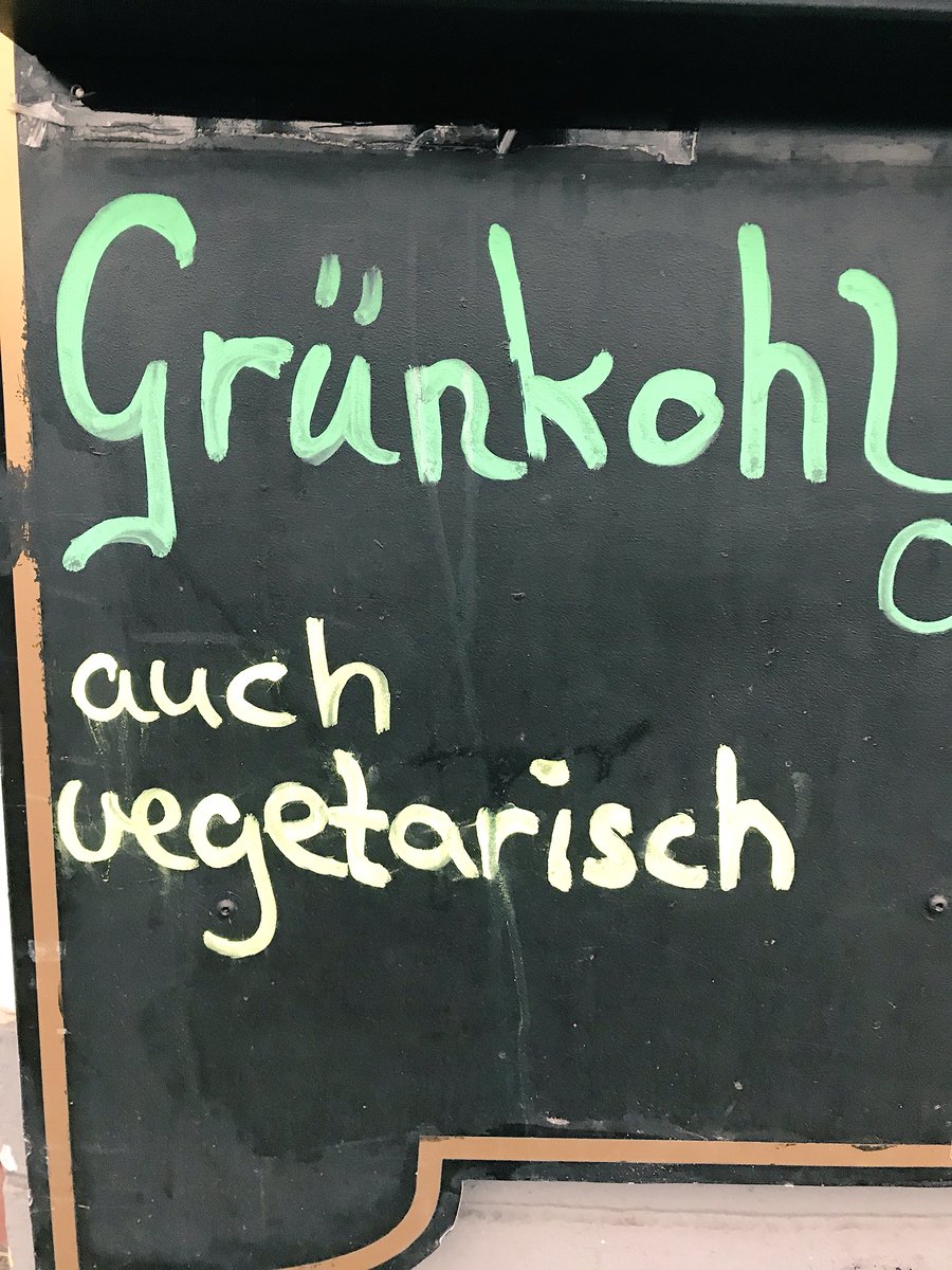 MalwineSteinbck's tweet photo. Germany is going #vegan. Some snapshots from our walk through #Schanzenviertel neighborhood in #Hamburg #foodwatching #foodtrends #foodtech #5futures @Food_Republik https://t.co/JkkzGN5861