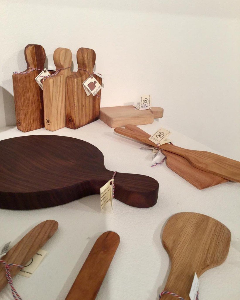 make_southwest's tweet photo. Not out of the woods yet? There's still a fine range of super #tableware by @rosiethebrewer here @devonguildcrafts #make2017 gallery - just waiting to be snapped up for Xmas! #alliwantforchristmas #presents #craft #woodwork #kitchenware https://t.co/H9NHJn3jhn https://t.co/x8ES2S7t4P