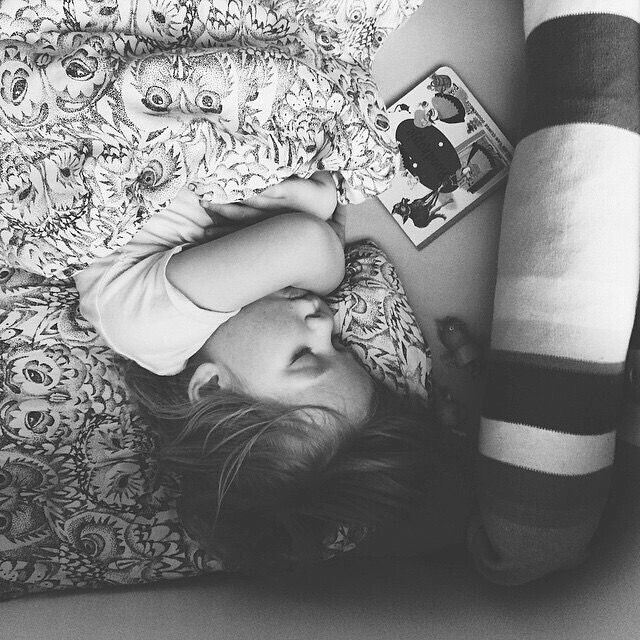 ia6ia6's tweet photo. ليت الآباء و الأمهات لا يشيبون 
ولا يمرضُون ولا يحزنُون ولا يرحلون..🥀 https://t.co/NDCRFu5R5y