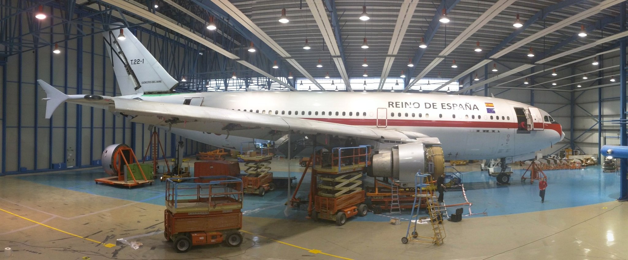 DRkg_0JWAAArghM.jpg:large