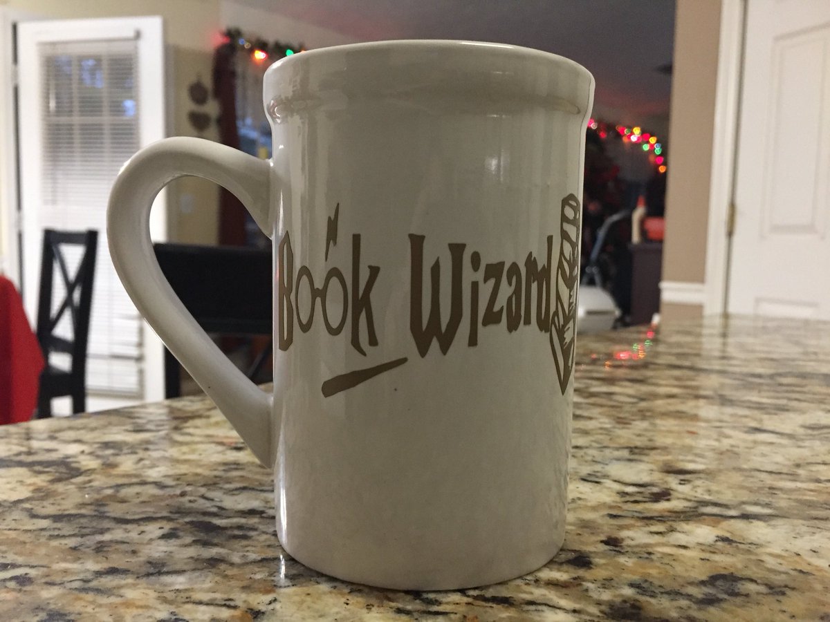 deannateske's tweet photo. @ParteeES PTA president made me this 😍She totally gets me! #librarylife #winterbreak #coffeetime https://t.co/96ycbW66hg