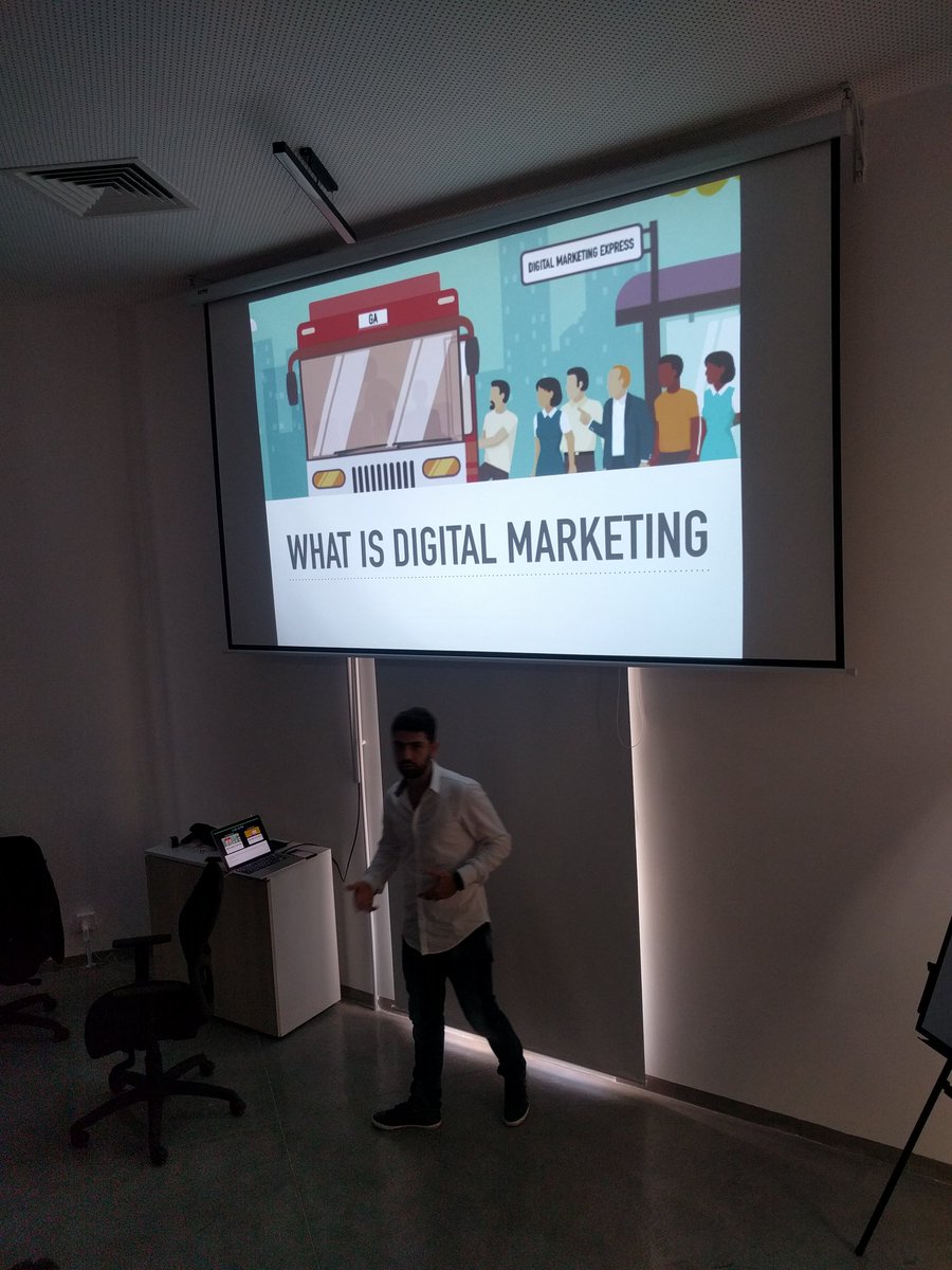 RelevantTechUK's tweet photo. RT @TheBuildink: #digital #marketing session by Rodolph abi el Hessen @Flat6LabsBeirut @ArabNetME @BeirutDigitalD #buildink
#DigitalMarketing #3Dprinting #GrowthHacking https://t.co/JOHrgd9SEE