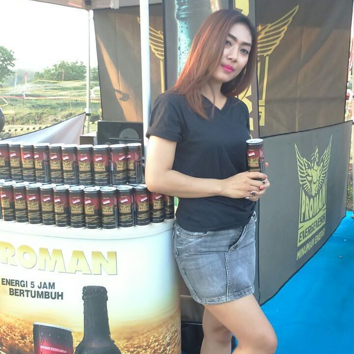 Proman5Jam's tweet photo. Sudah pernah datang ke acara yang ada booth Proman dan #PromanBabes-nya, Man? Sebutkan nama kota dan acaranya di kolom komentar, ya!
#Proman5Jam #TenagaExtraLama #RedFire #GreenSpirit https://t.co/WjWg4DcxeD