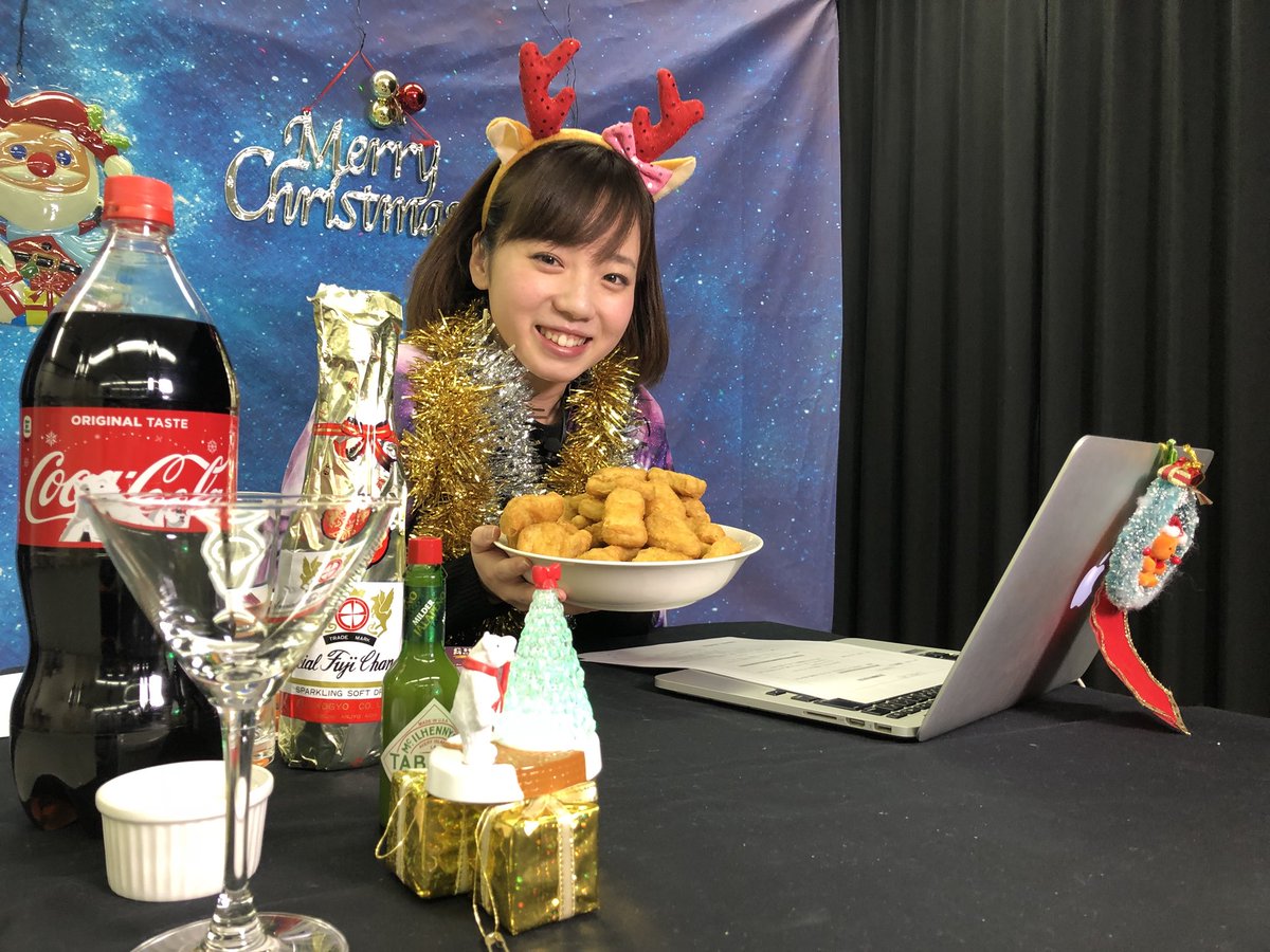 能登有沙 Youtubeはじめました マックナゲット50個チャレンジ 放送内では7個 笑 まだまーだ食べれそう カルディの ホットソース タルタルソース オリーブソース ハラペーニョタバスコもいける あなたは何個たべれる 今年も沢山のお便りご
