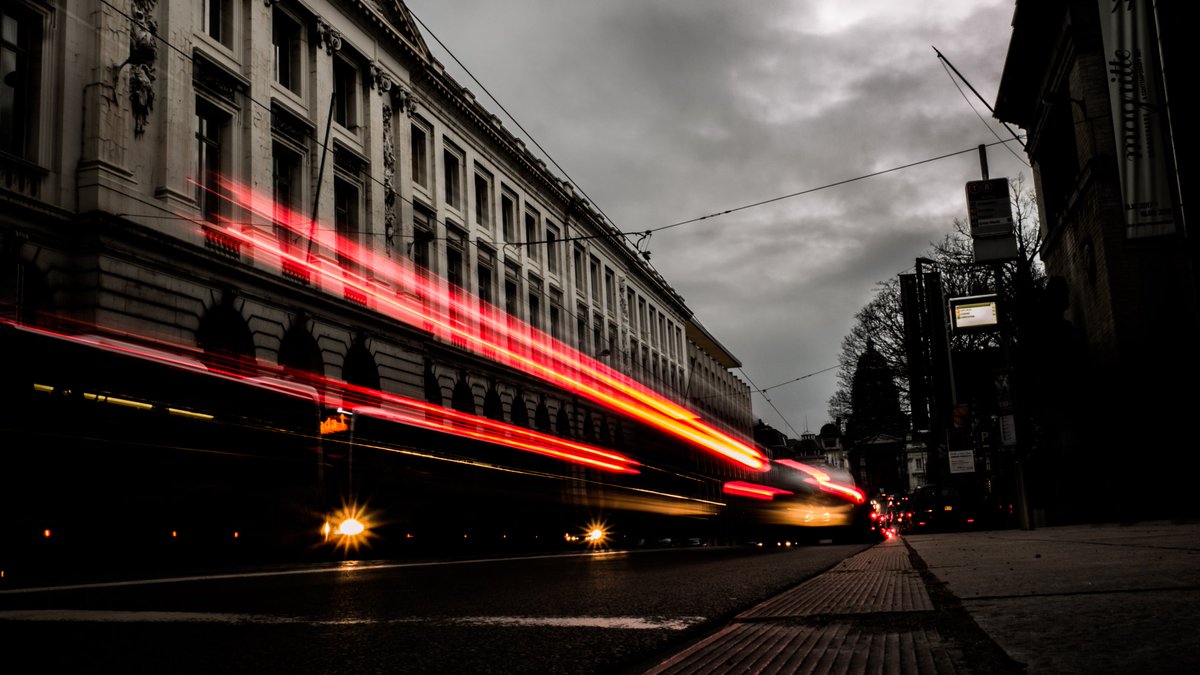 Questa #societa ci vuole sempre di corsa al #lavoro..
Spesso però prendersi qualche istante per pensare e respirare è la cosa migliore per essere più produttivi!

#controcorrente #bruxelles #photography #PhotographyIsArt