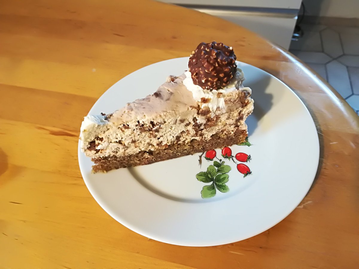FreakazoidGU's tweet photo. mmmhhh lecker! danke Tenshi https://t.co/9dYCBJjPpU