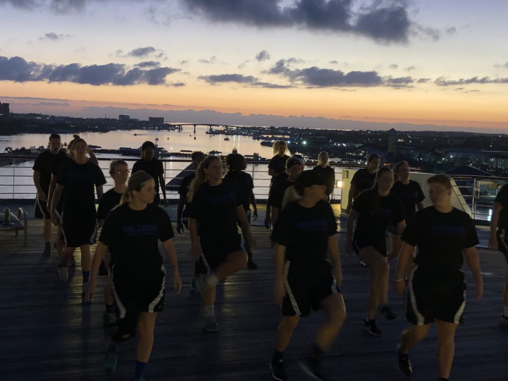 MillikinWBB's tweet image. Day 3 Sunrise workout ✅✅✅