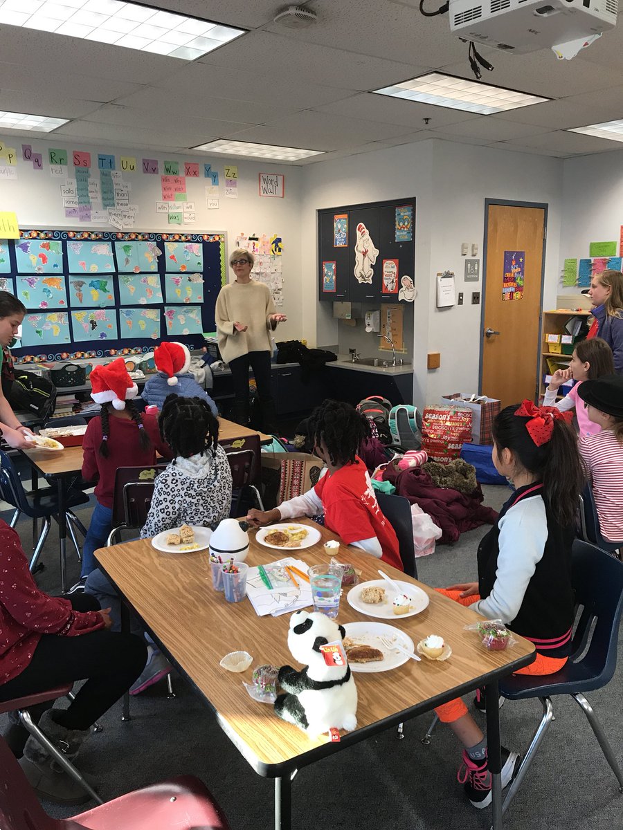 APSDrewGOTR's tweet photo. Thanks @AWLAArlington for coming to talk to our team! @GOTRNOVA end of season breakfast and community service wrap up! @APSDrew #gotr https://t.co/mZzeN4SH0W