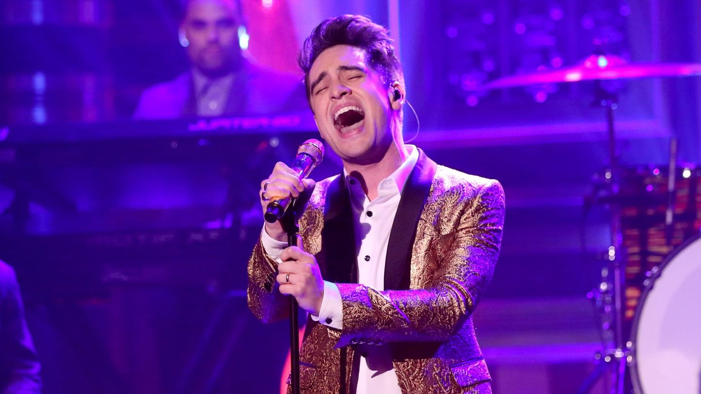 MTV News On Twitter Panic At The Disco Unwrap A New Pop Punk mtv-news-on-twitter-panic-at-the-disco-unwrap-a-new-pop-punk