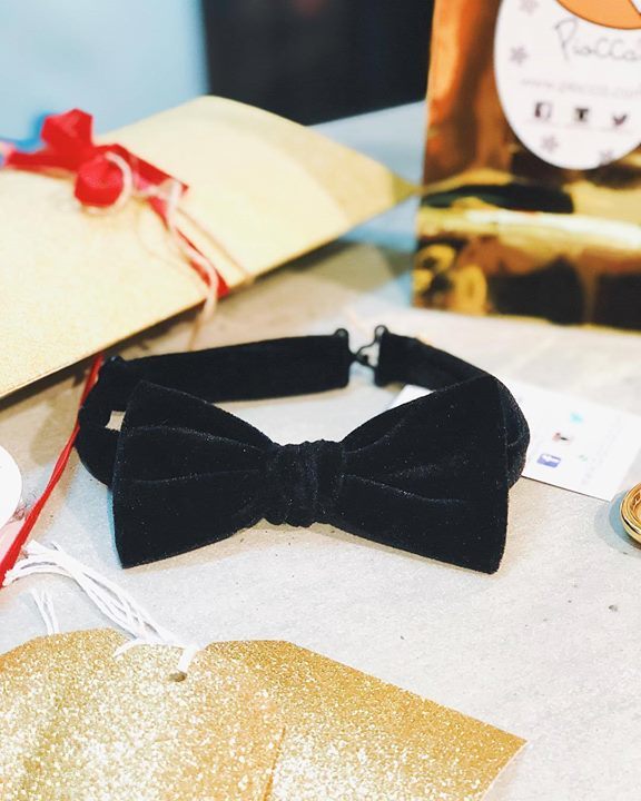 EresPioCCa's tweet photo. REGALA PIOCCA POR NAVIDAD !! 🎁🎁🎁🎁🎁🎁 Puedes hacer tu pedido al WhatsApp 696828181 #piocca #almeria #españa #regalos #navidad #pajaritas #terciopelo #picofday https://t.co/h7aFp3Kdxk https://t.co/vsay7mhWqk
