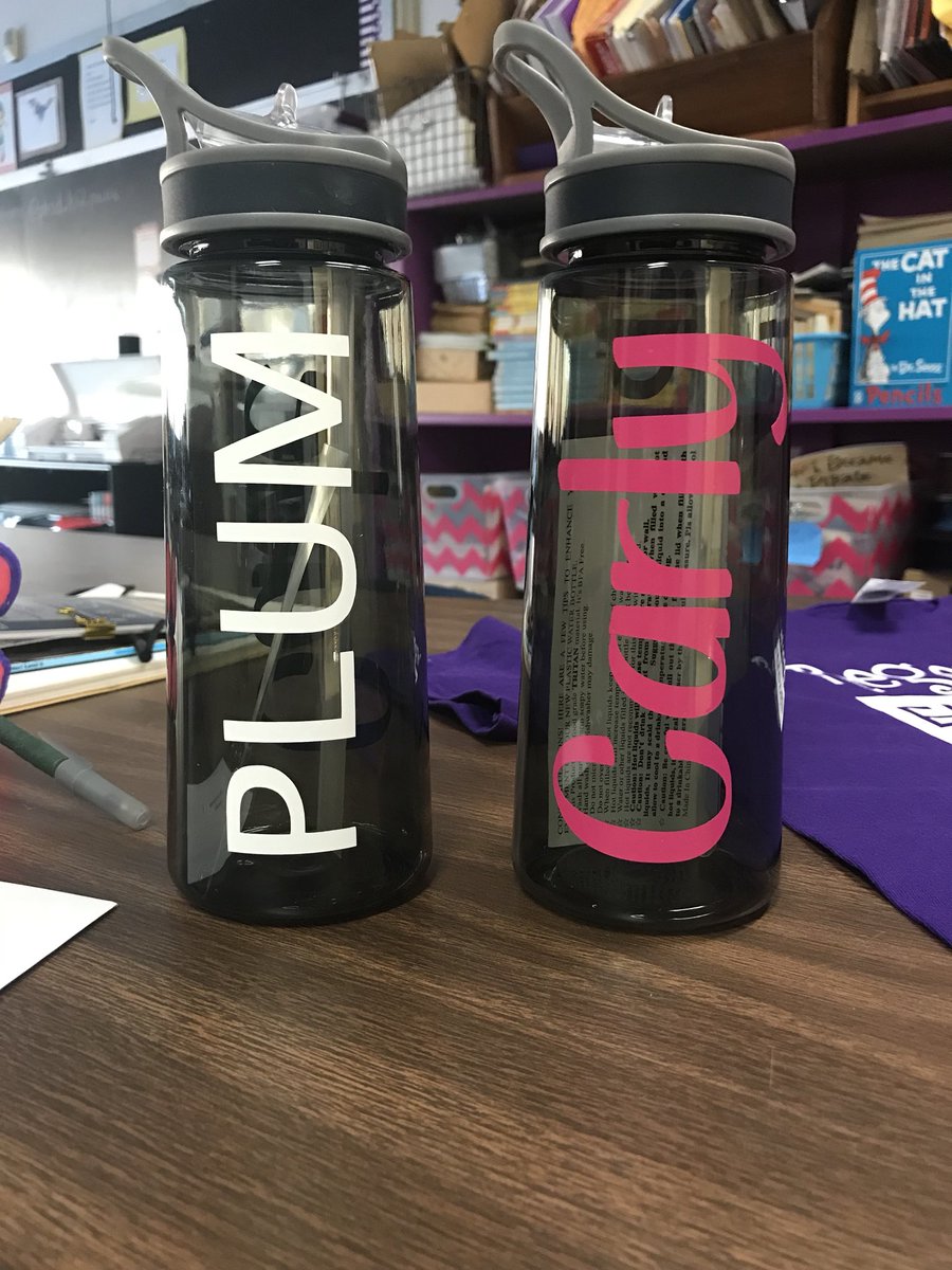 Regency_TECH's tweet photo. We shipped out over $1,000 in product this week for our customers. Happy holidays and thank you for supporting us! We have big things planned for 2018!! @LyzBurden @AudReimer @EdCorps @RWScholars https://t.co/BnXproK7NL