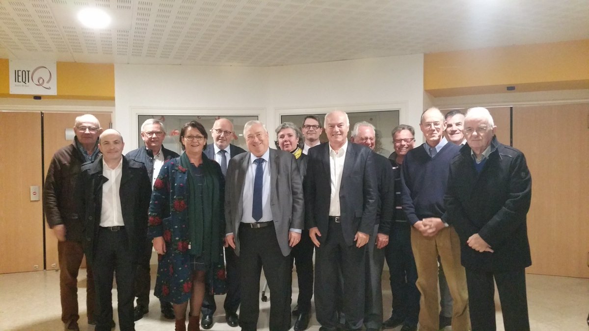 60BL's tweet photo. Alain JOLIVEL VP @cpme22, élu président du #CIP22, dispositif gratuit et confidentiel d'aide aux entreprises en difficulté associant les compétences de @CCI_22, CMA 22, ordre des experts comptables, ordre des avocats, anciens juges du TC22,  BDF 22, CR des CAC, CGA22, EGEE,ECTI. https://t.co/wWe0JkUktL