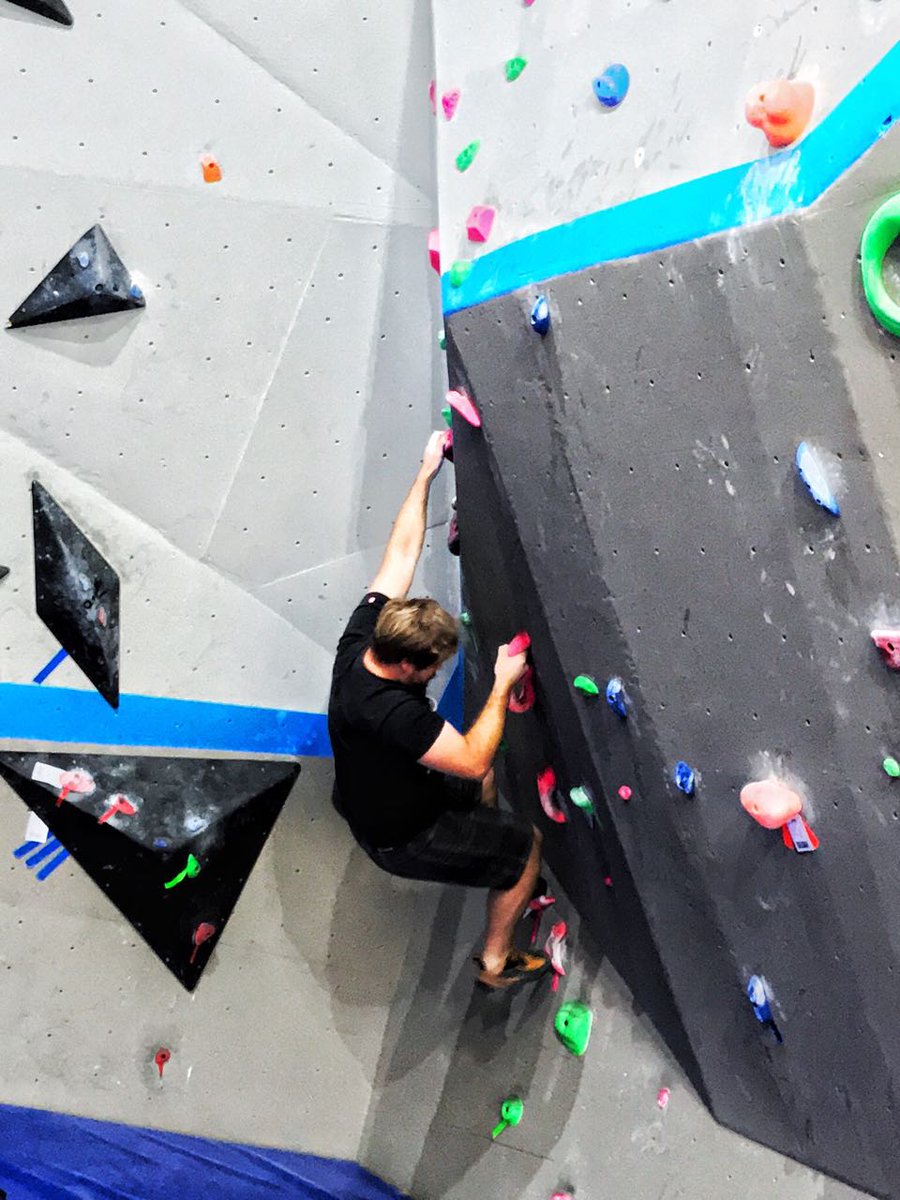 ClimbingBarn's tweet photo. Why wait till next year to act on your better-life new year's resolutions?  Get/stay in shape by joining us for a few climbing sessions...

Remember, we will be closed on 24,25, 31 Dec &amp; 1 Jan... https://t.co/3wbLPGjFRw