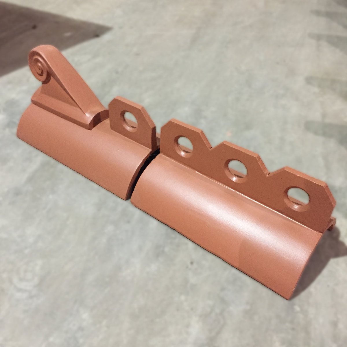 3 Hole Crested on Half Round Ridge with Scroll Top in Terracotta