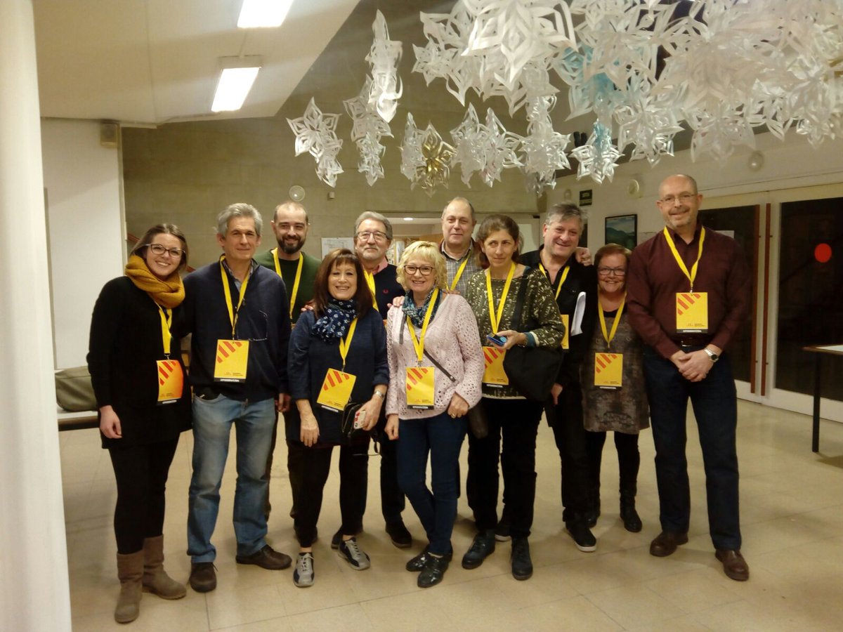 ERC_gracia's tweet photo. #ApoderatsERC #21D #CasalAvisSiracusa de #Gràcia #VotoRepública #LaDemocraciaSempreGuanya https://t.co/ttfEH3tcoR