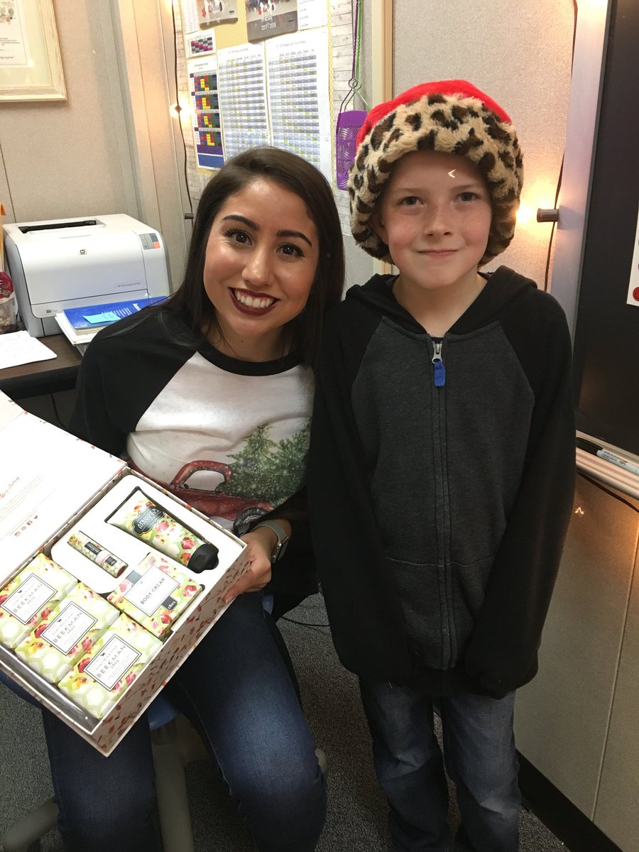 Jlberry99's tweet photo. Games, treats and presents kick started the holidays and the kids at CME couldn’t have been happier to take part!! @CME_Tigers #cmepto https://t.co/stFAPFWshJ
