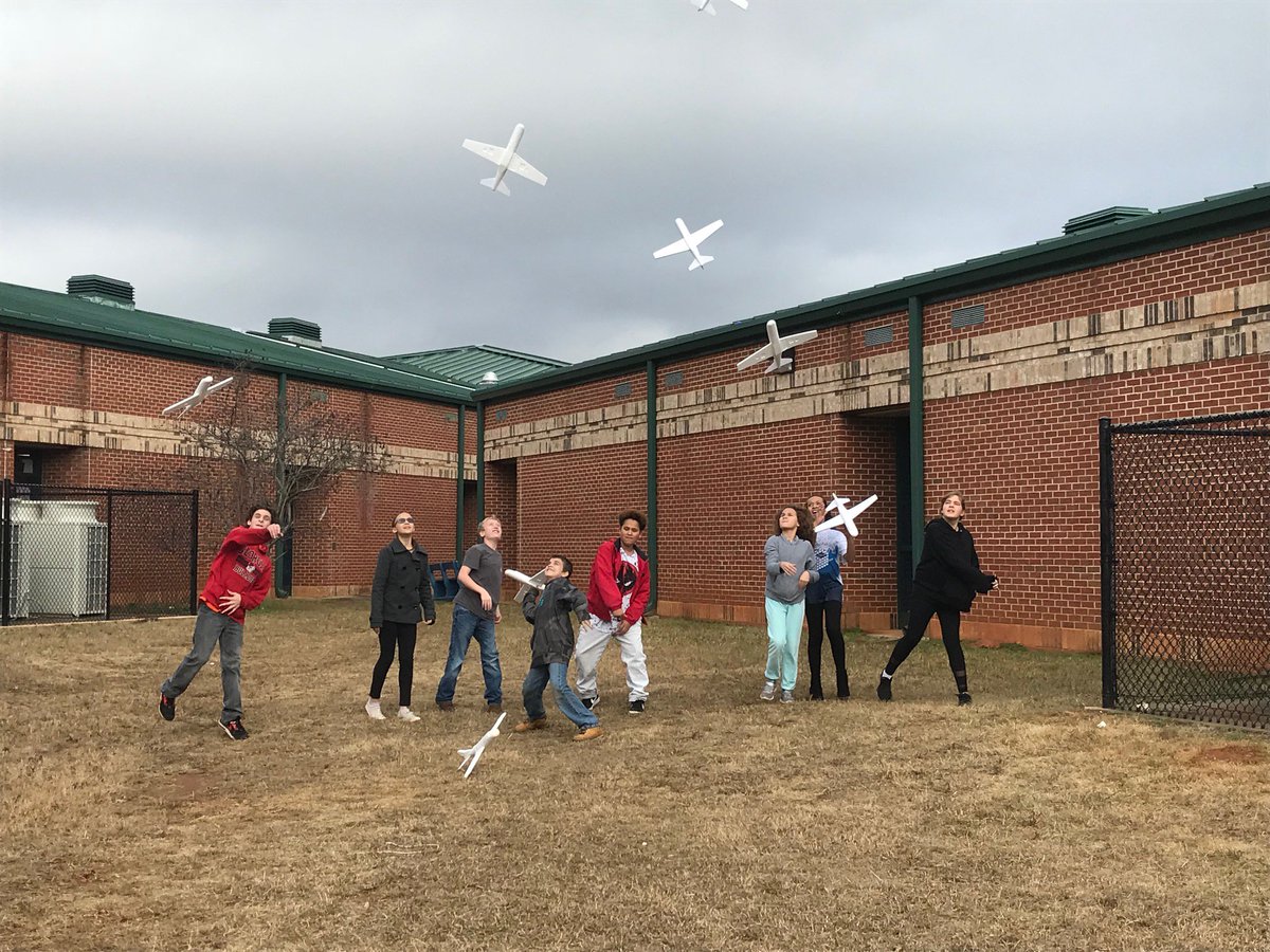 cmnobley's tweet photo. Sometimes even 6th graders need a little recess...... Last day of school before break.  #lcmscougarstrong https://t.co/GjmJRWzppF