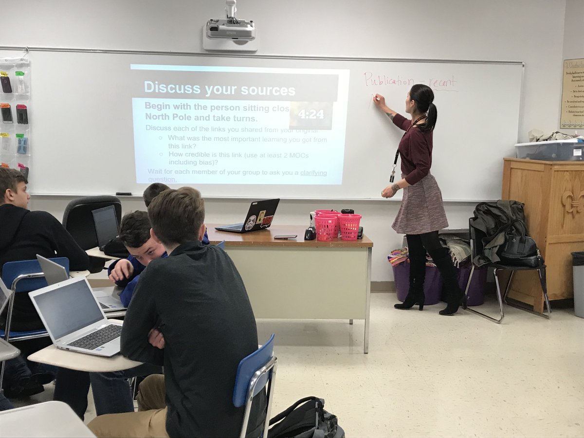 StCharlesD303's tweet photo. @STCERenegEd Freshmen in Global Issues digging deep into questions about how the US interacts with other countries and what we can do to stop corporations from polluting or exploiting workers around the world. https://t.co/fV7W4FaMqJ