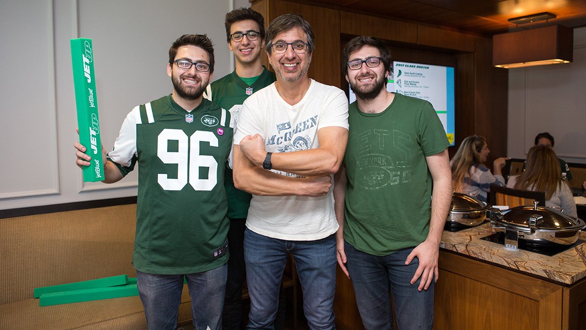 The man everybody loves. 

Wishing Ray Romano a happy 60th birthday! 