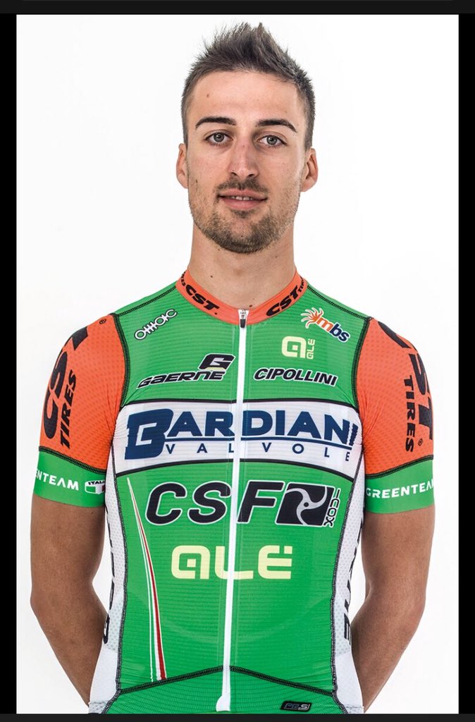 The new official Bardiani-Csf jersey for the 2018!!! #new #jersey #bardianicsf #greenteam #cipollini #gearne #alè