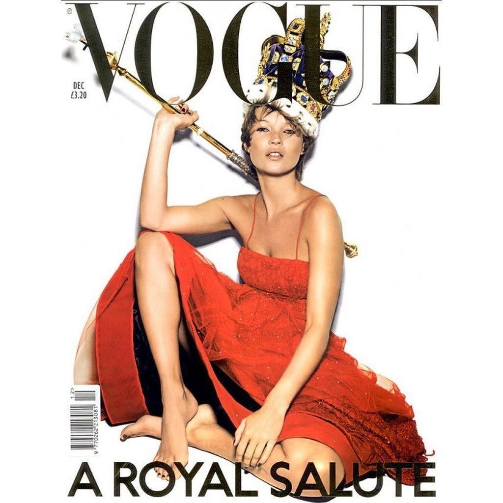 Butterfly_LDN's tweet photo. She truely is the Queen of Fashion! 👑🔥 https://t.co/OaXR0Db5If https://t.co/ildcbTYHJ5