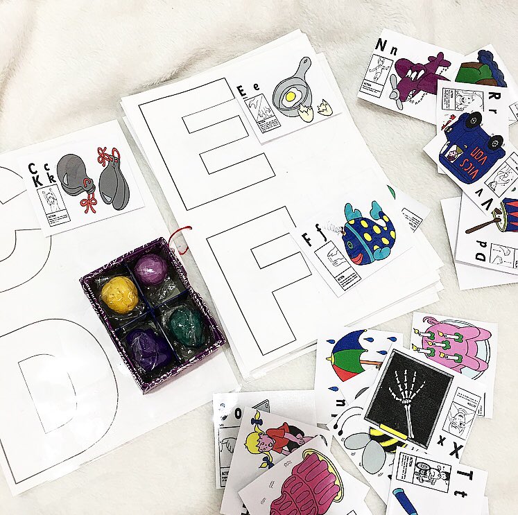 missKaurUSW's tweet photo. Created another activity using modelling clay and cards to promote  children’s literacy development 📝 https://t.co/SCKnm4nR67