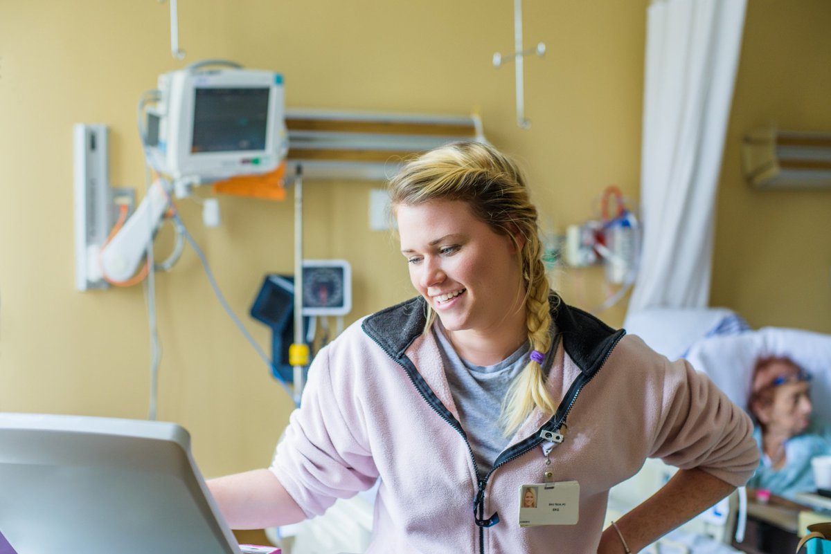 KnowGreenCT's tweet photo. Everyone knows #tech and #healthcare initiatives go together like peanut butter and jelly. But how does @YNHH utilize the two fields to improve care?https://t.co/qrVbvn1Byr https://t.co/BJmtMenVqj