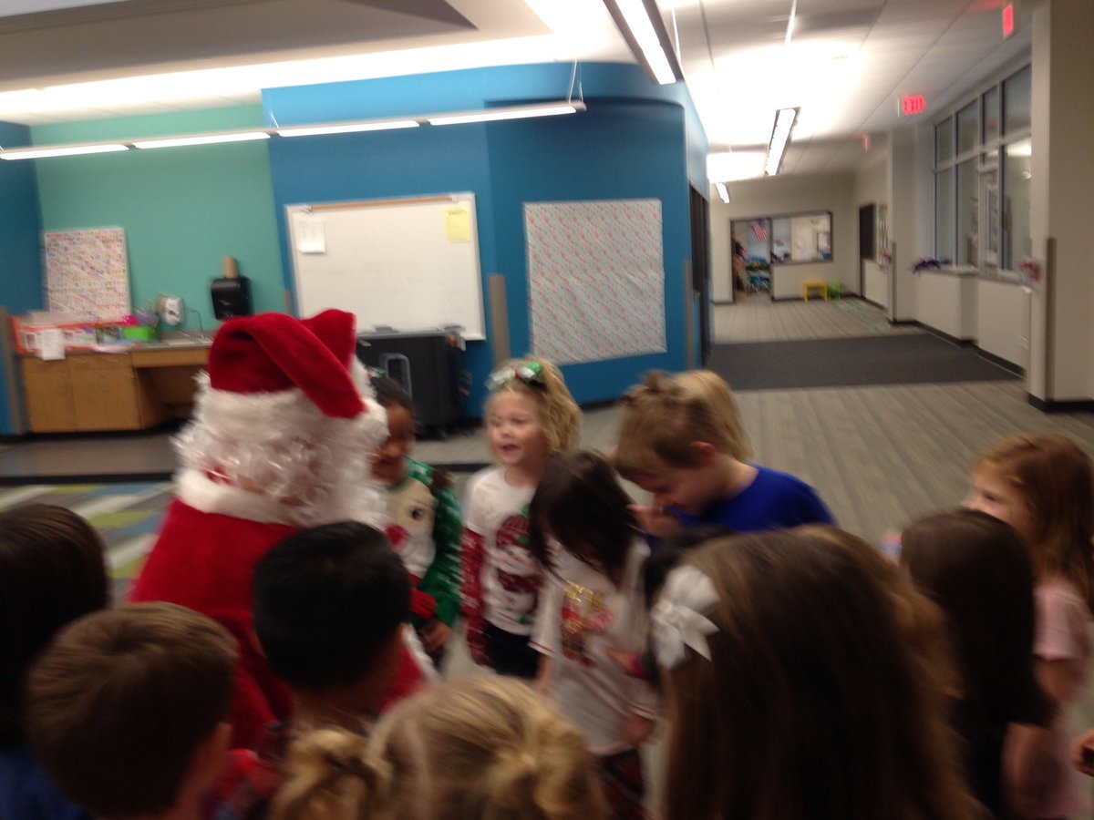 JanePrice12's tweet photo. Guess who came to visit!!#scottieschat https://t.co/4znCba7s5n