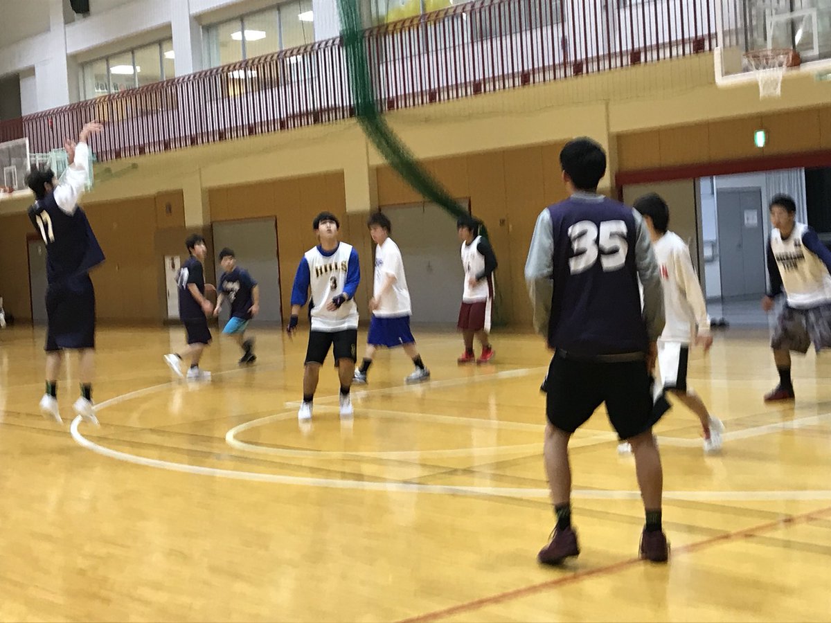 高崎健康福祉大学 男子バスケ部 今日は群大のサークルのみなさんと 最後は健大と群大ミックスでチーム作って試合 楽しくやらせてもらいました またお願いしまーーす 高崎健康福祉大学 男子バスケ部 今日は群大のサークルのみなさんと 最後は健大と群大ミックスでチーム作って試合 楽しくやらせてもらいました またお願いしまーーす