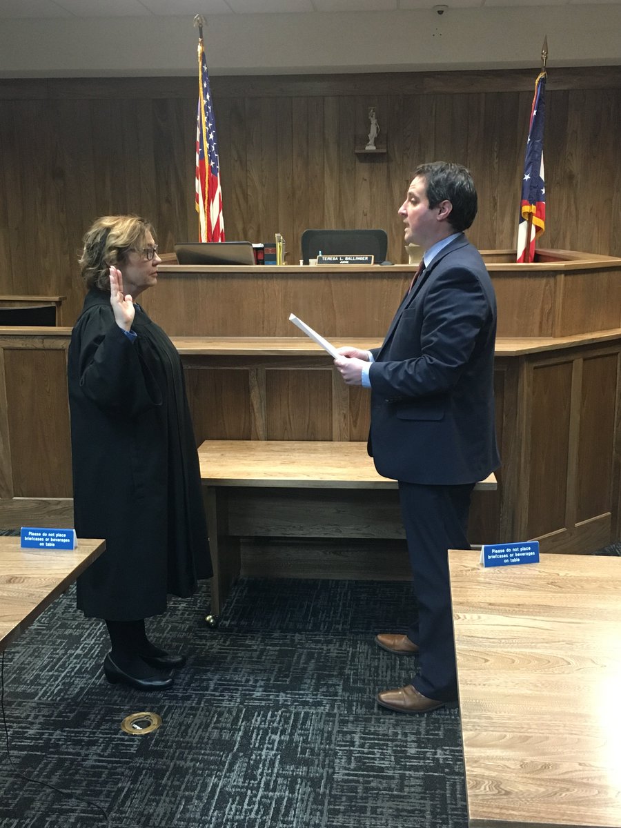 MarionOhPros's tweet photo. It was an honor and privilege to swear in Judge Teresa Ballinger this morning for her 3rd full term as Marion Municipal Court Judge https://t.co/O3xb0obbQ1