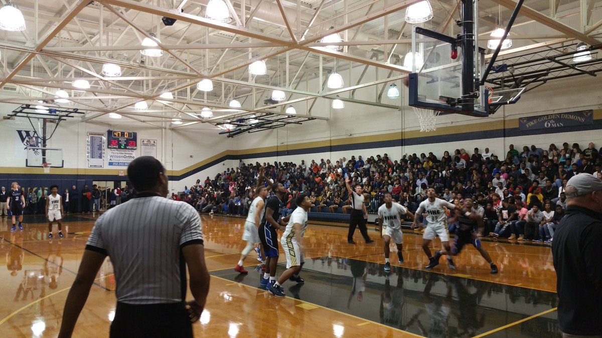 cyrus_kelvin's tweet photo. #CountyRivalry ..nothing beats a down-2-the-wire, tied w/ 83 sec remaining Christmas T'ney Championship match w/ @FikeNews hosting @HuntWarriors in #DemonTerrortory!
Congrats Hunt boys & Fike girls!
The table is set 4intense conference action!😲 https://t.co/GcjKo4bNxs
