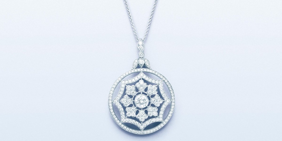 KwiatDiamonds's tweet photo. Let it snow! https://t.co/2Fur9DnXLW #SeasonOfSparkle https://t.co/c96eznSGbM