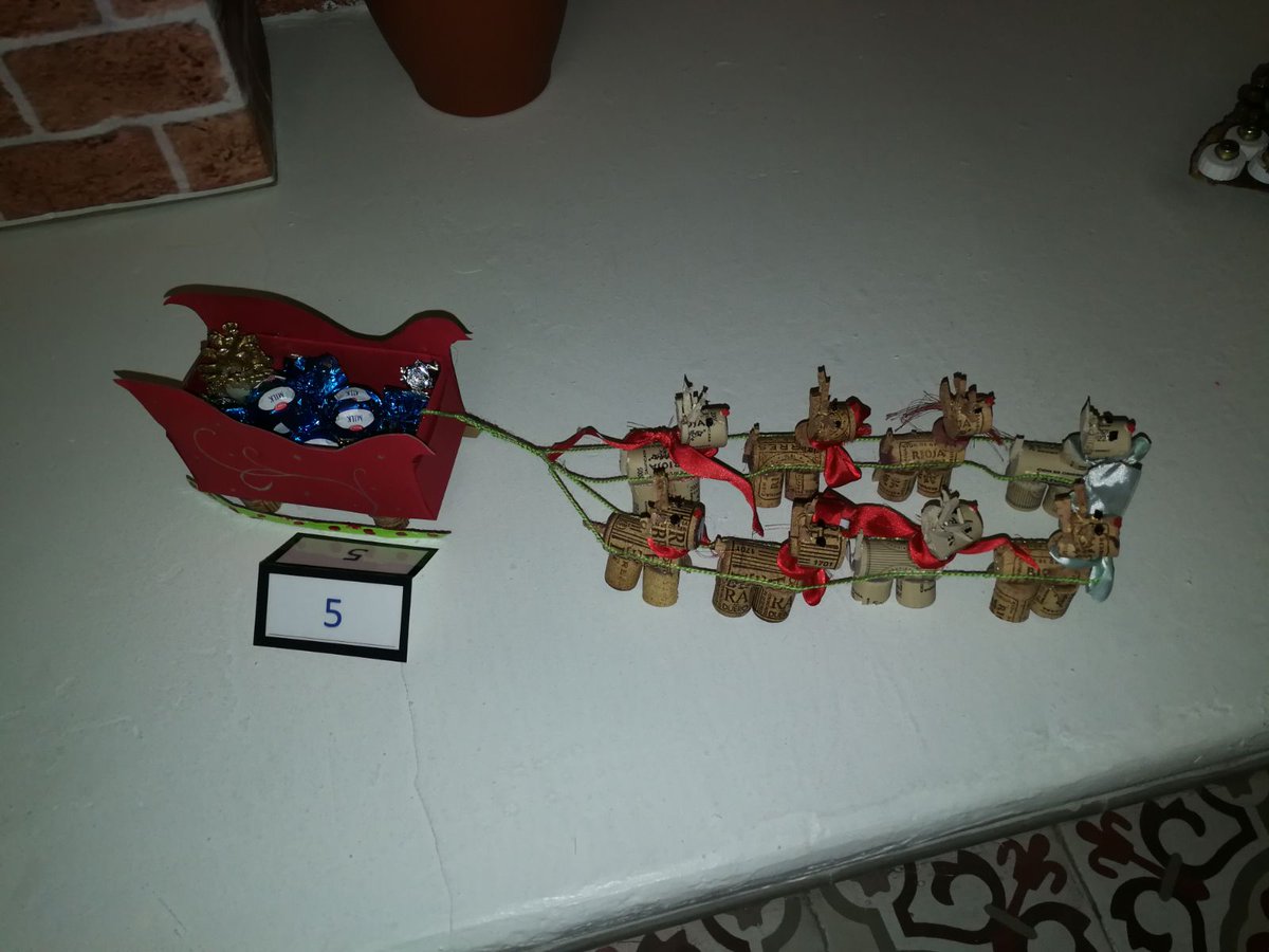 Alexandra tweet media