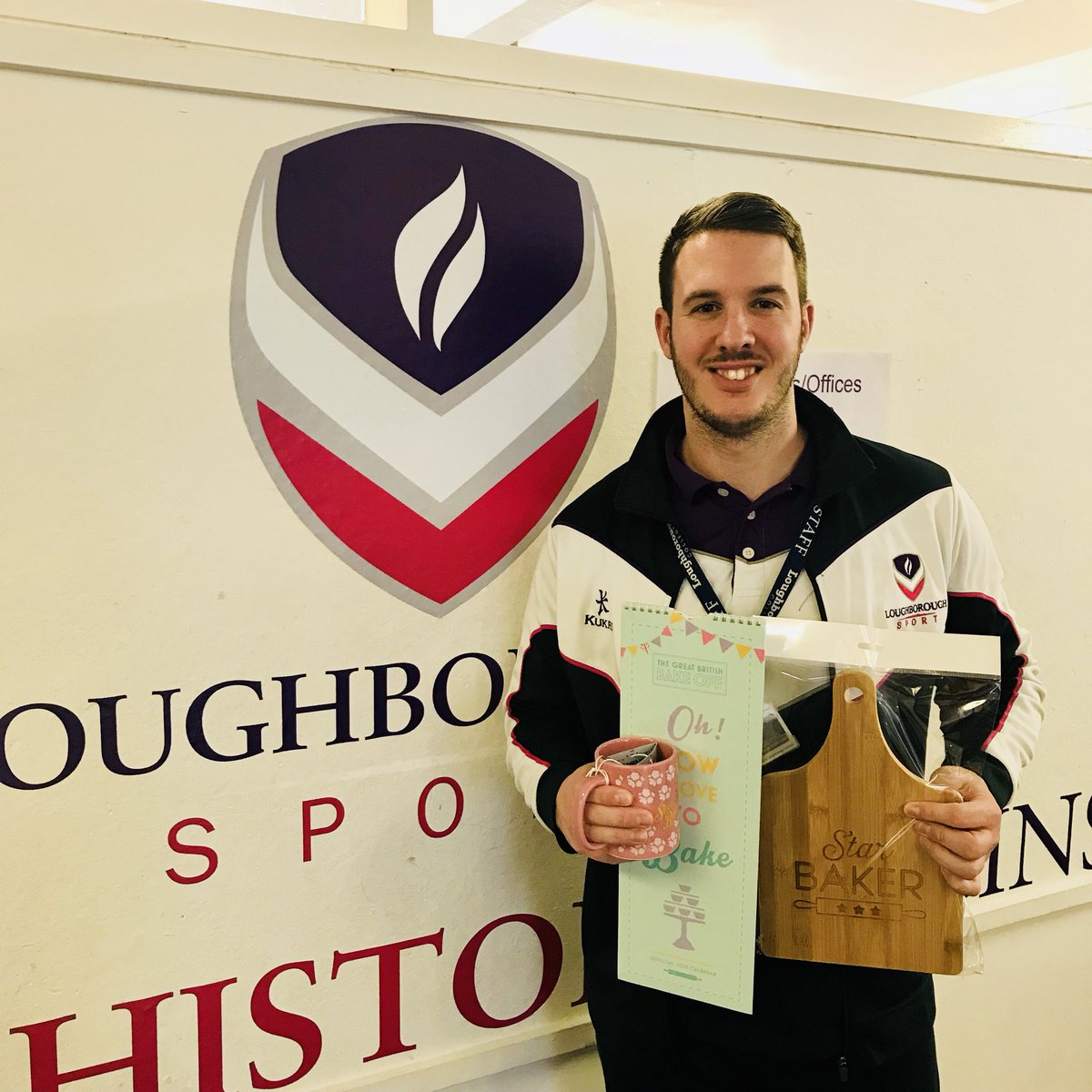 loucollsport's tweet photo. ♨️ @loucollsportfe STAFF BAKE OFF RESULTS ♨️
•••
Congratulations to Nathan Smoczynski on winning this years loucoll Sport bake off & retaining his crown 👑 from 2016. Will anybody be able to stop him next year? #loucoll #bakeoff https://t.co/3Tf32P6iB2