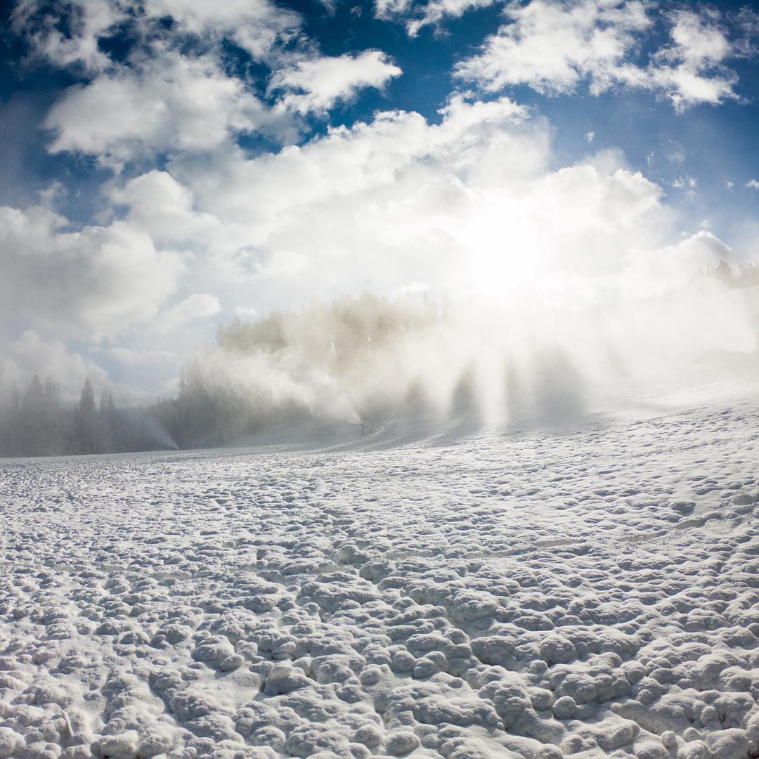 Hello, winter. Ski season is here to stay! (Instagram photo via @arhodestaylor)
