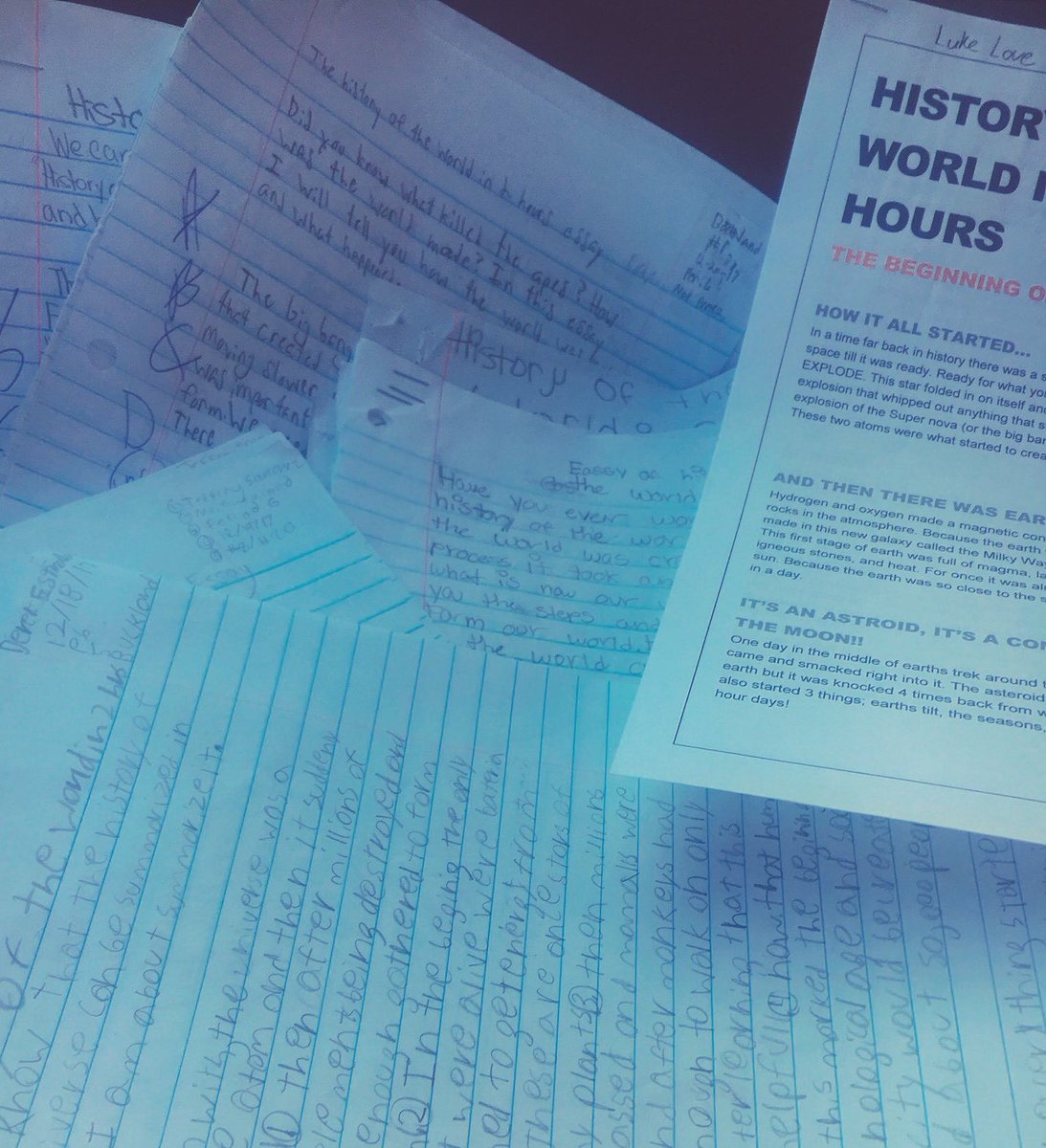 MsHerrera689's tweet photo. When Social Studies 🌎 teachers support Language Arts 📚  #MrBuckland #writingessays #writingprocess #writingplc #socialstudiesismyfav #verticalplanning #ssdept @sdmpanthers @MDCPSREADING @MDCPS_ELA https://t.co/1aV5IvUJC4