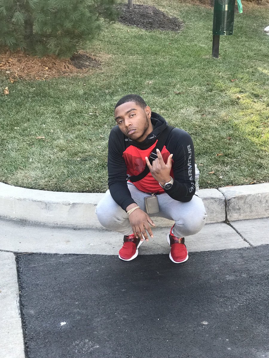 Lor_Beef's tweet photo. Pockets full like lil baby💵 https://t.co/8nuReUjar7