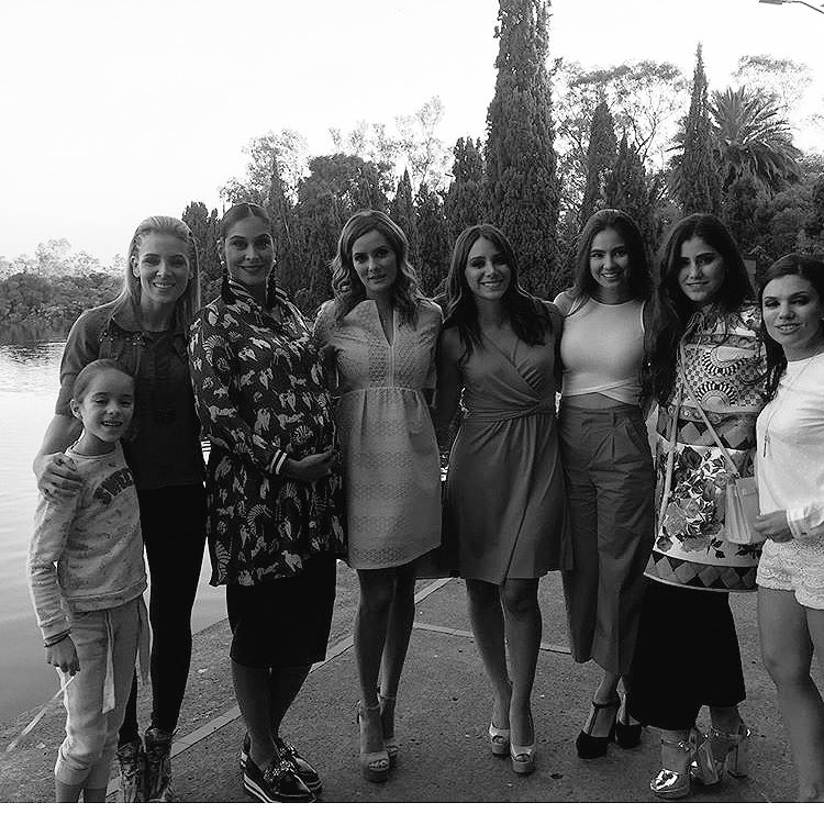 olgamafud's tweet photo. Feliz, feliz cumpleaños @majoserosado que sea un año magnífico para ti y toda tu familia. Gracias por permitirme ser parte de este año en tu vida. Muchos abrazos, te quiero ❤️ https://t.co/aM2yuzsV14