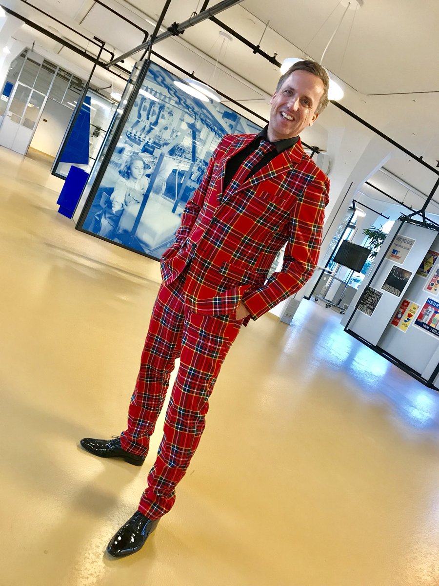 Kerstgevoel in Van Nelle, huurder Ron <a href="/KVLIT/">KVL</a> ziet er fantastisch uit!