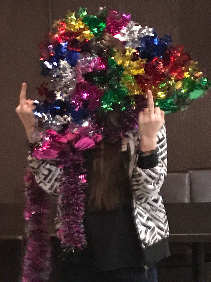 puff_pluff's tweet image. Коротко о новогоднем настроении