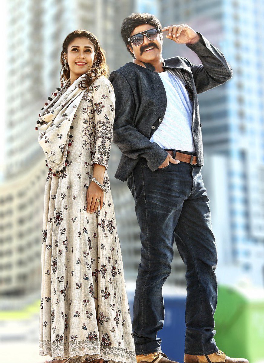 ItzSmeetha's tweet image. 2 pair compare panna Keerthy pair ye parava illa
#pavam nayanthara 
Hero pakkave bayama irukan