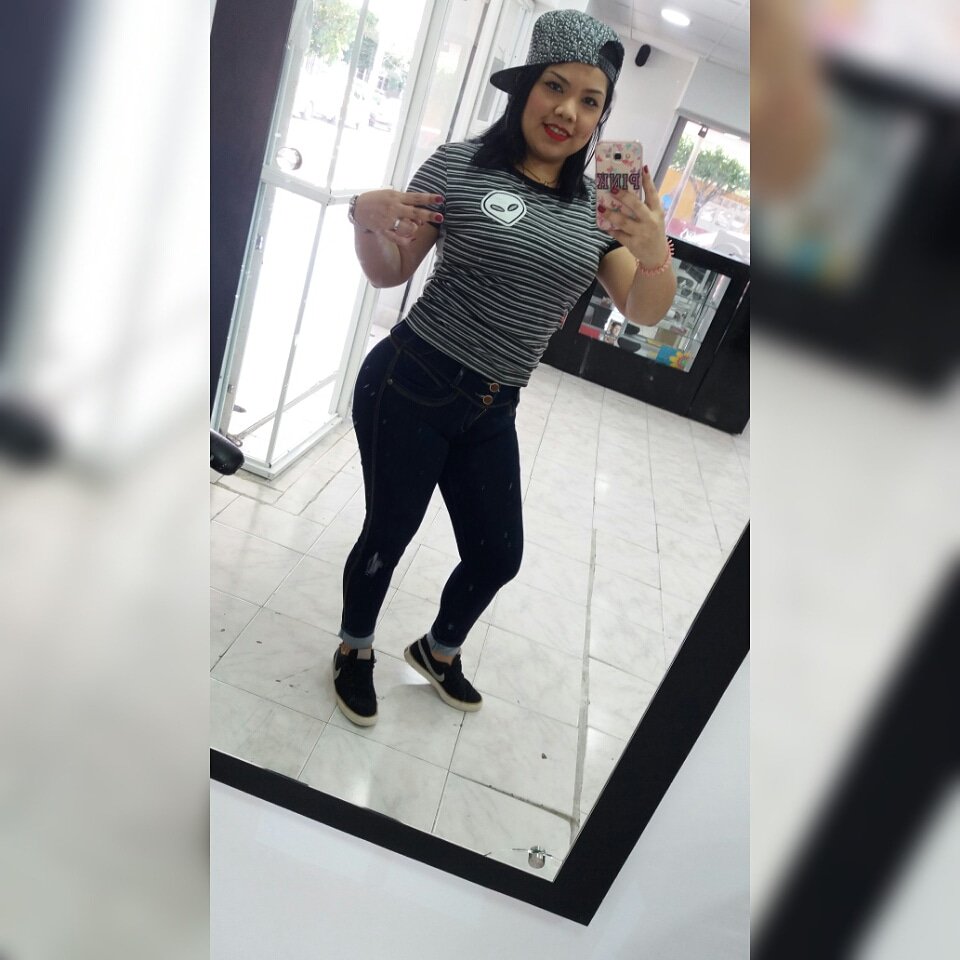 bpzo28's tweet photo. Que todo lo que me desees que mi Dios te lo multiplique 👋💋 https://t.co/2iqx9IKDcG