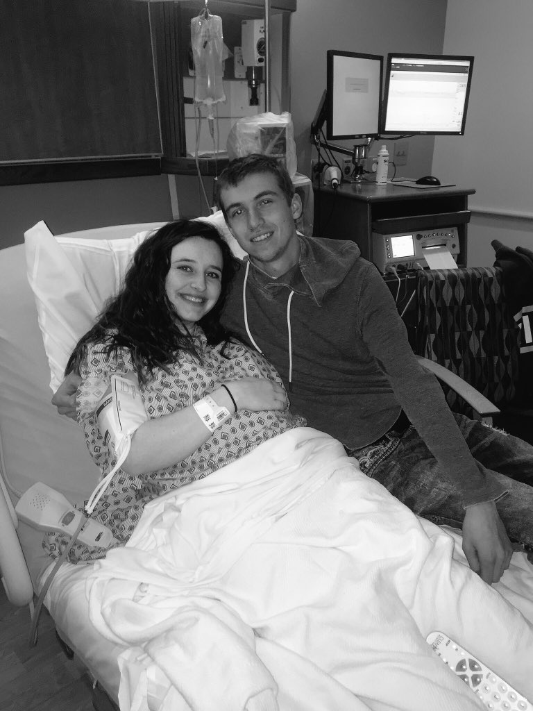 ayekayholden's tweet photo. 1 year ago I was in labor 😢😢😢 can't believe it @adkelhoffer https://t.co/sVOQpfgh6j