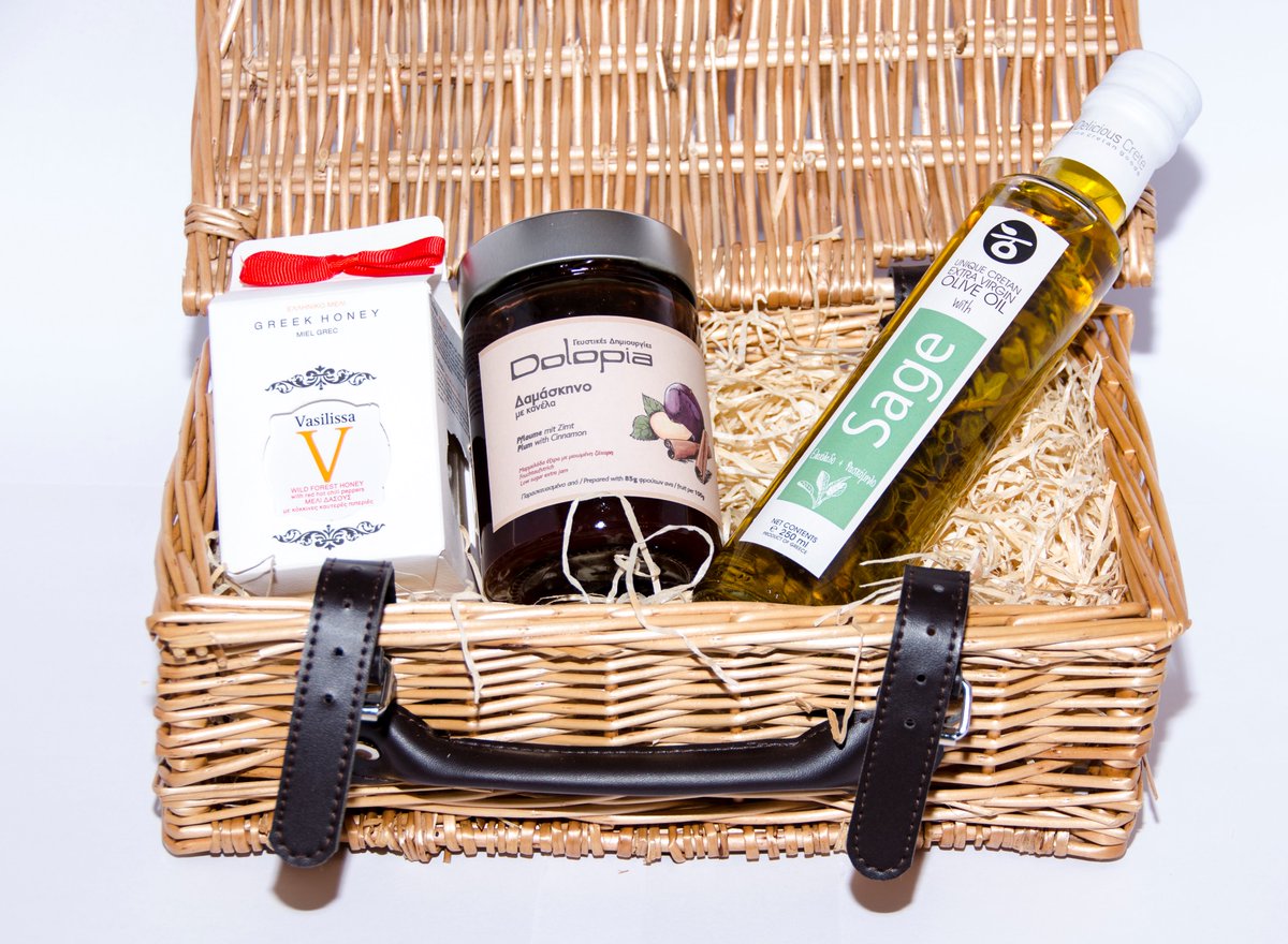Artemis: Artisan Greek hamper bit.ly/2kCvtbR #GourmetGiftBaskets #gifts #giftideas #giftguide #Christmas #festivefinds #Hampers #London #londonislovinit #Manchester #Leeds #LovinLeeds #Yorkshire #Foodie #delicatessen #Xmas #Gourmet #Brighton #Cumbria #Giftbasket #gift