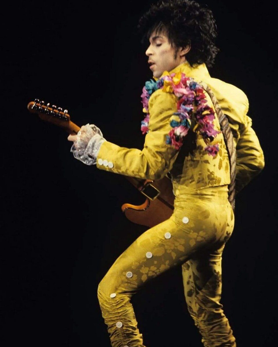 <a href="/princeexhibit/">My Name is Prince</a>